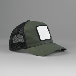 Casquette trucker 5 panneaux avec patch carré