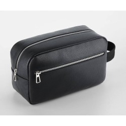 TAILORED LUXE PU WASH BAG